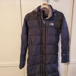 Long puff North Face winter coat 600